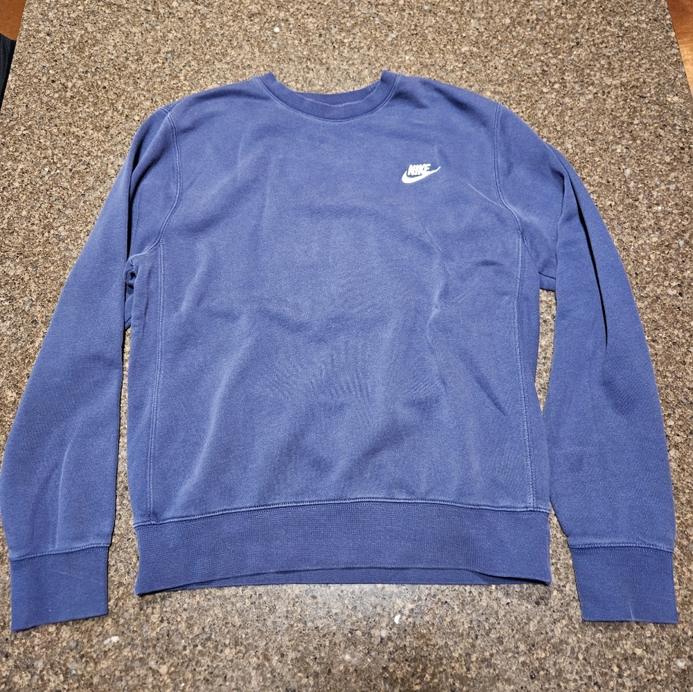 Men's Nike Club Fleece Crew - Small